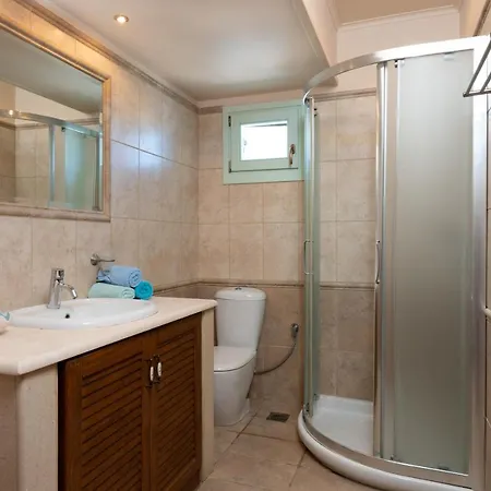 Spyros House, 3 Bedrooms-Sea View-In Agia Efimia Exterior photo