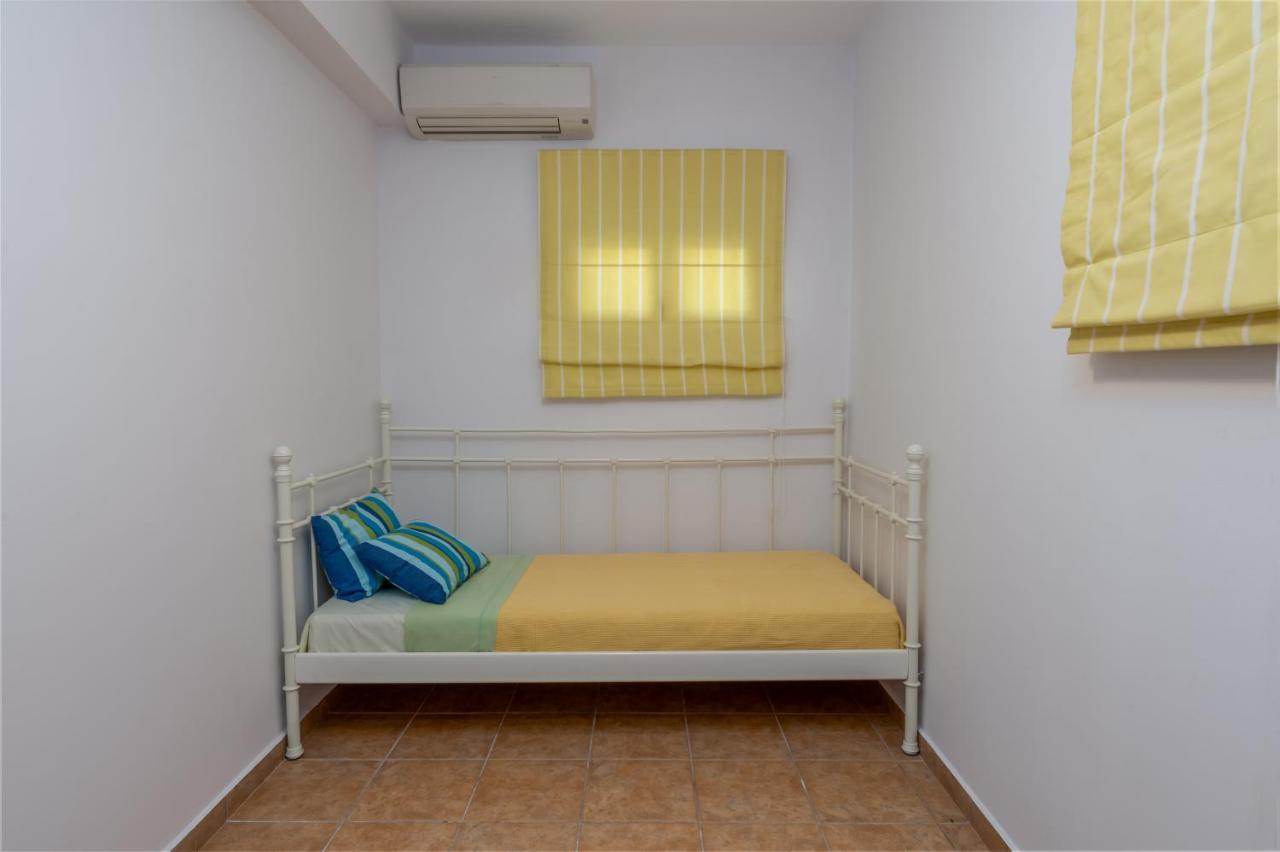 Holiday home Spyros House, 3 Bedrooms-sea View-in Agia Efimia