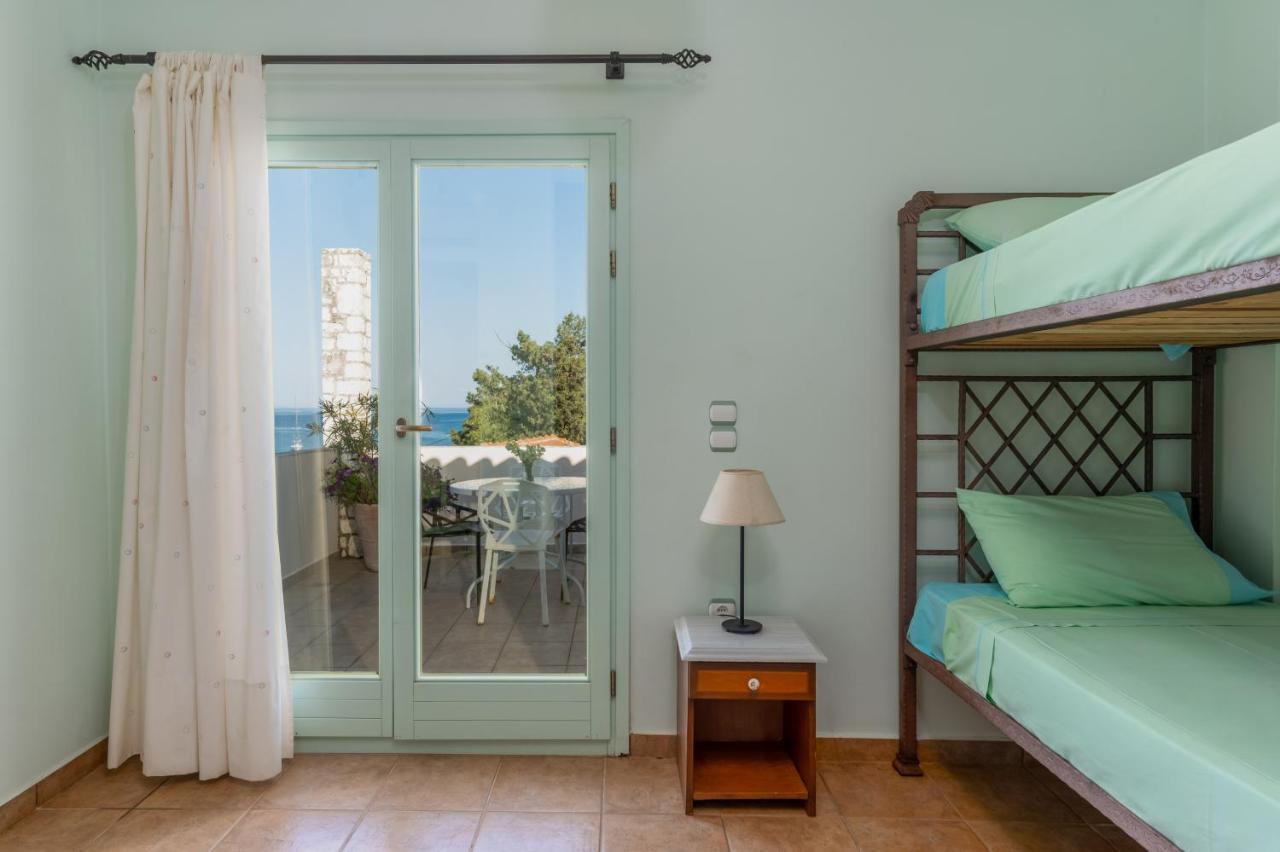Holiday home Spyros House, 3 Bedrooms-sea View-in Agia Efimia